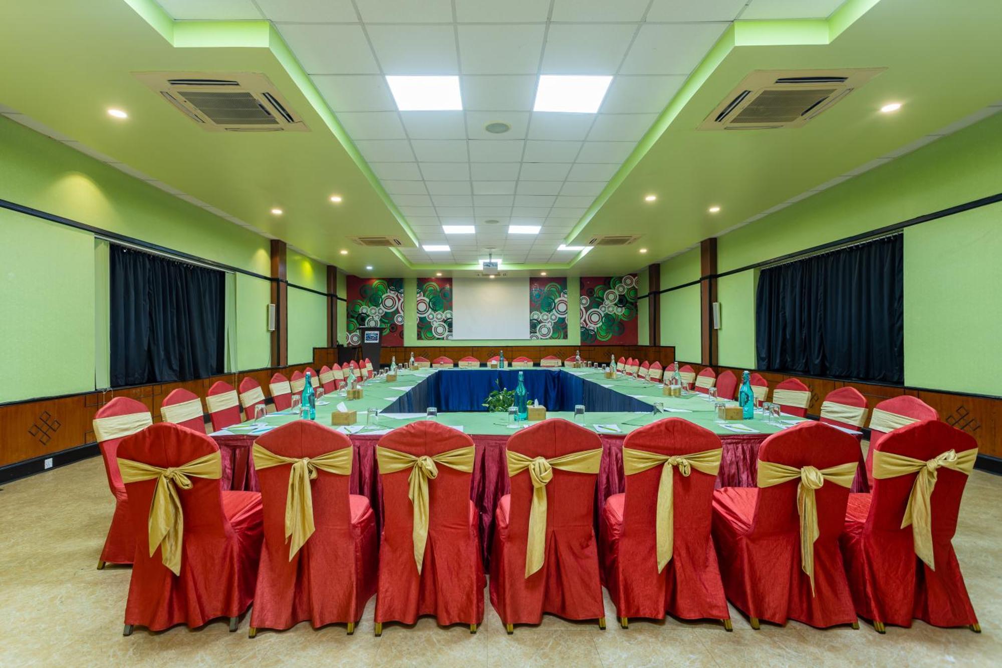 Mount Kailash Resort Pokhara Zewnętrze zdjęcie