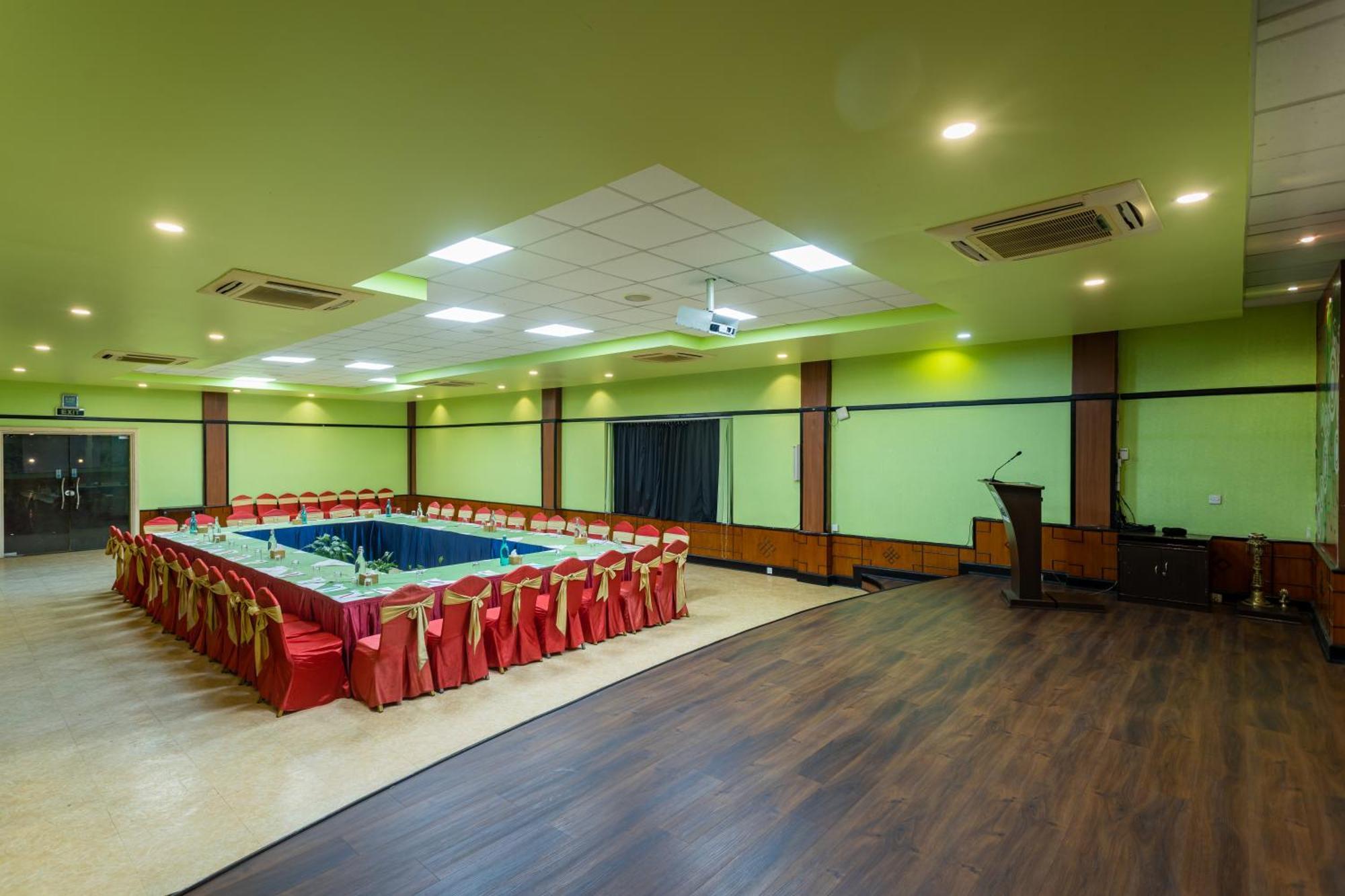 Mount Kailash Resort Pokhara Zewnętrze zdjęcie
